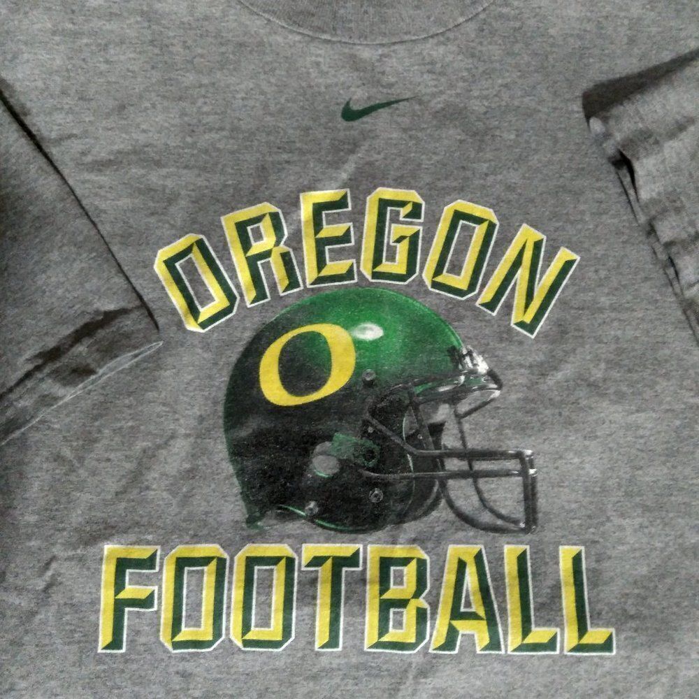 Vintage Nike Center Swoosh Oregon Ducks Football T-Shirt